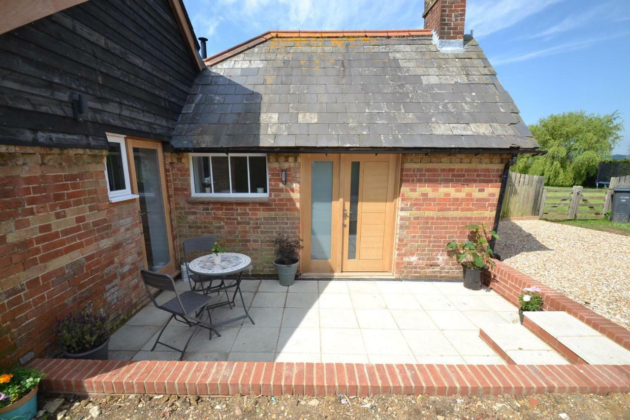 Alberts Dairy Cottage East Cowes Kültér fotó
